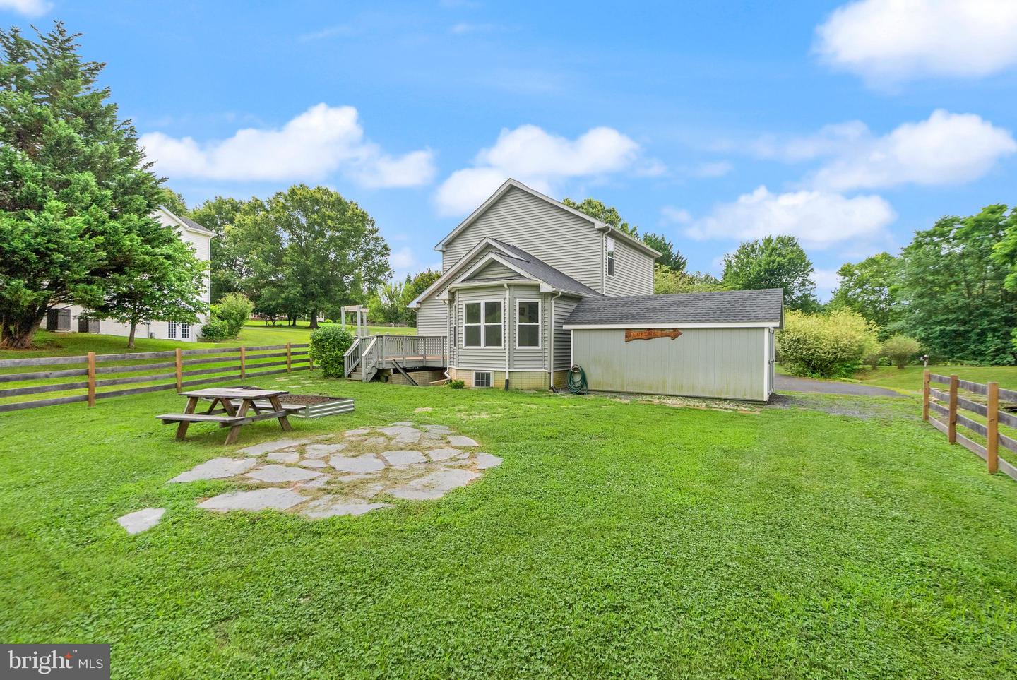 37400 WHITACRE LN, PURCELLVILLE, Virginia 20132, 3 Bedrooms Bedrooms, ,2 BathroomsBathrooms,Residential,For sale,37400 WHITACRE LN,VALO2100998 MLS # VALO2100998
