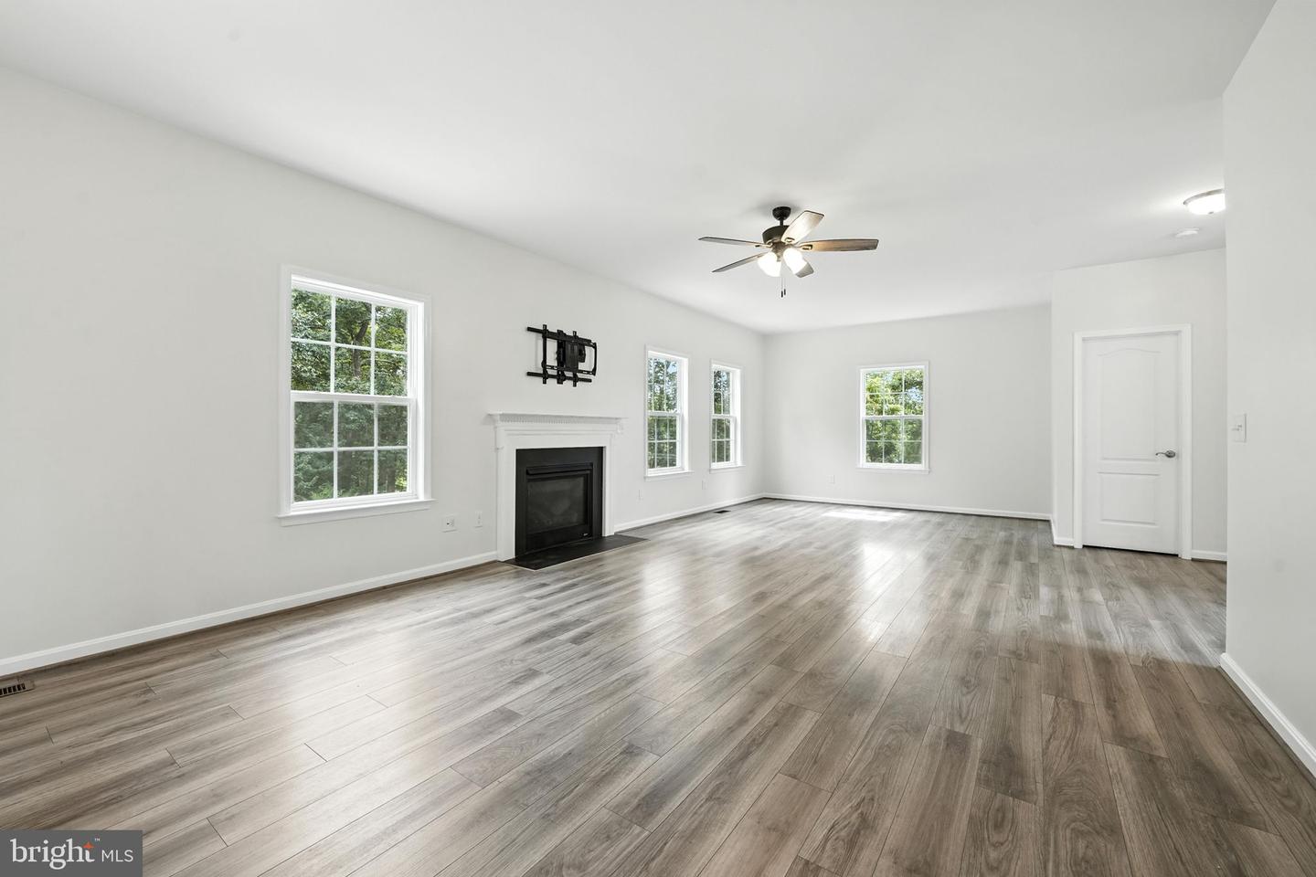 10353 QUARTZ AVE, CULPEPER, Virginia 22701, 4 Bedrooms Bedrooms, ,3 BathroomsBathrooms,Residential,For sale,10353 QUARTZ AVE,VACU2010932 MLS # VACU2010932