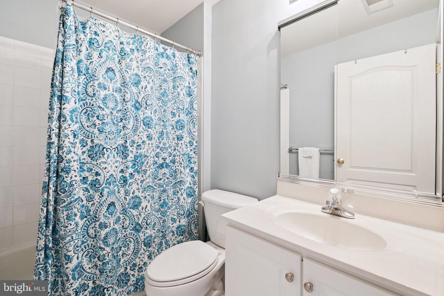 22602 WELBORNE MANOR SQ, ASHBURN, Virginia 20148, 3 Bedrooms Bedrooms, ,3 BathroomsBathrooms,Residential,For sale,22602 WELBORNE MANOR SQ,VALO2101062 MLS # VALO2101062