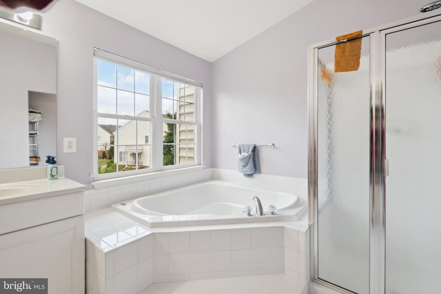 22602 WELBORNE MANOR SQ, ASHBURN, Virginia 20148, 3 Bedrooms Bedrooms, ,3 BathroomsBathrooms,Residential,For sale,22602 WELBORNE MANOR SQ,VALO2101062 MLS # VALO2101062