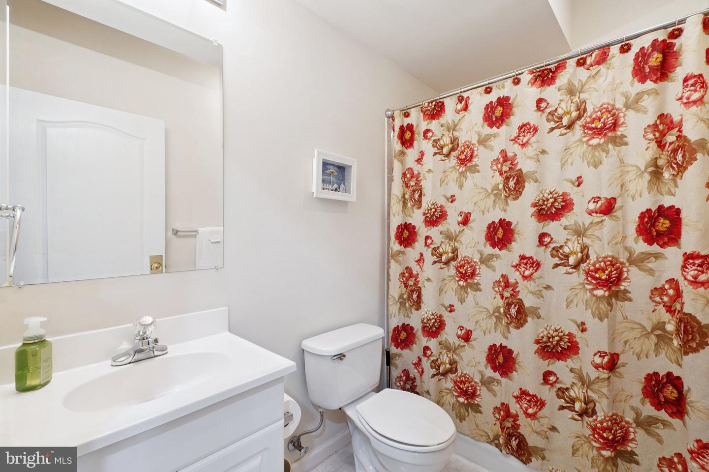 22602 WELBORNE MANOR SQ, ASHBURN, Virginia 20148, 3 Bedrooms Bedrooms, ,3 BathroomsBathrooms,Residential,For sale,22602 WELBORNE MANOR SQ,VALO2101062 MLS # VALO2101062