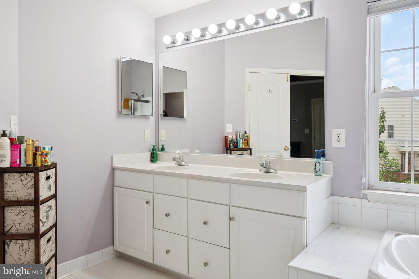 22602 WELBORNE MANOR SQ, ASHBURN, Virginia 20148, 3 Bedrooms Bedrooms, ,3 BathroomsBathrooms,Residential,For sale,22602 WELBORNE MANOR SQ,VALO2101062 MLS # VALO2101062