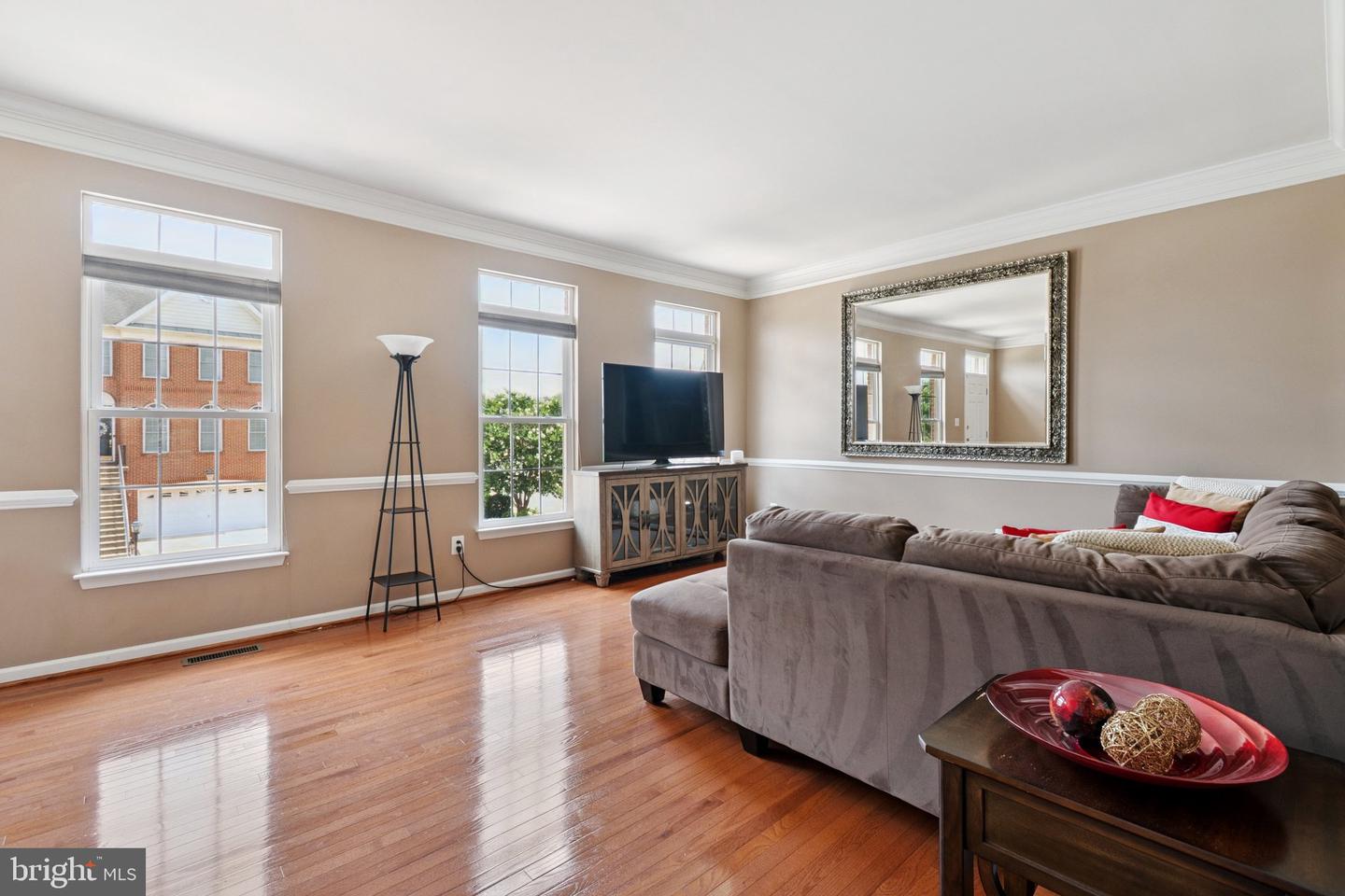 22602 WELBORNE MANOR SQ, ASHBURN, Virginia 20148, 3 Bedrooms Bedrooms, ,3 BathroomsBathrooms,Residential,For sale,22602 WELBORNE MANOR SQ,VALO2101062 MLS # VALO2101062