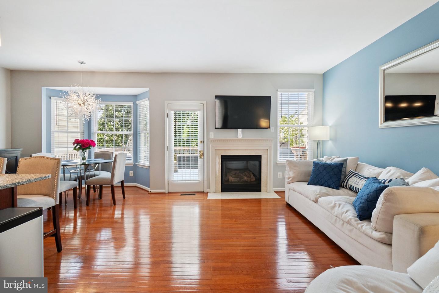 22602 WELBORNE MANOR SQ, ASHBURN, Virginia 20148, 3 Bedrooms Bedrooms, ,3 BathroomsBathrooms,Residential,For sale,22602 WELBORNE MANOR SQ,VALO2101062 MLS # VALO2101062