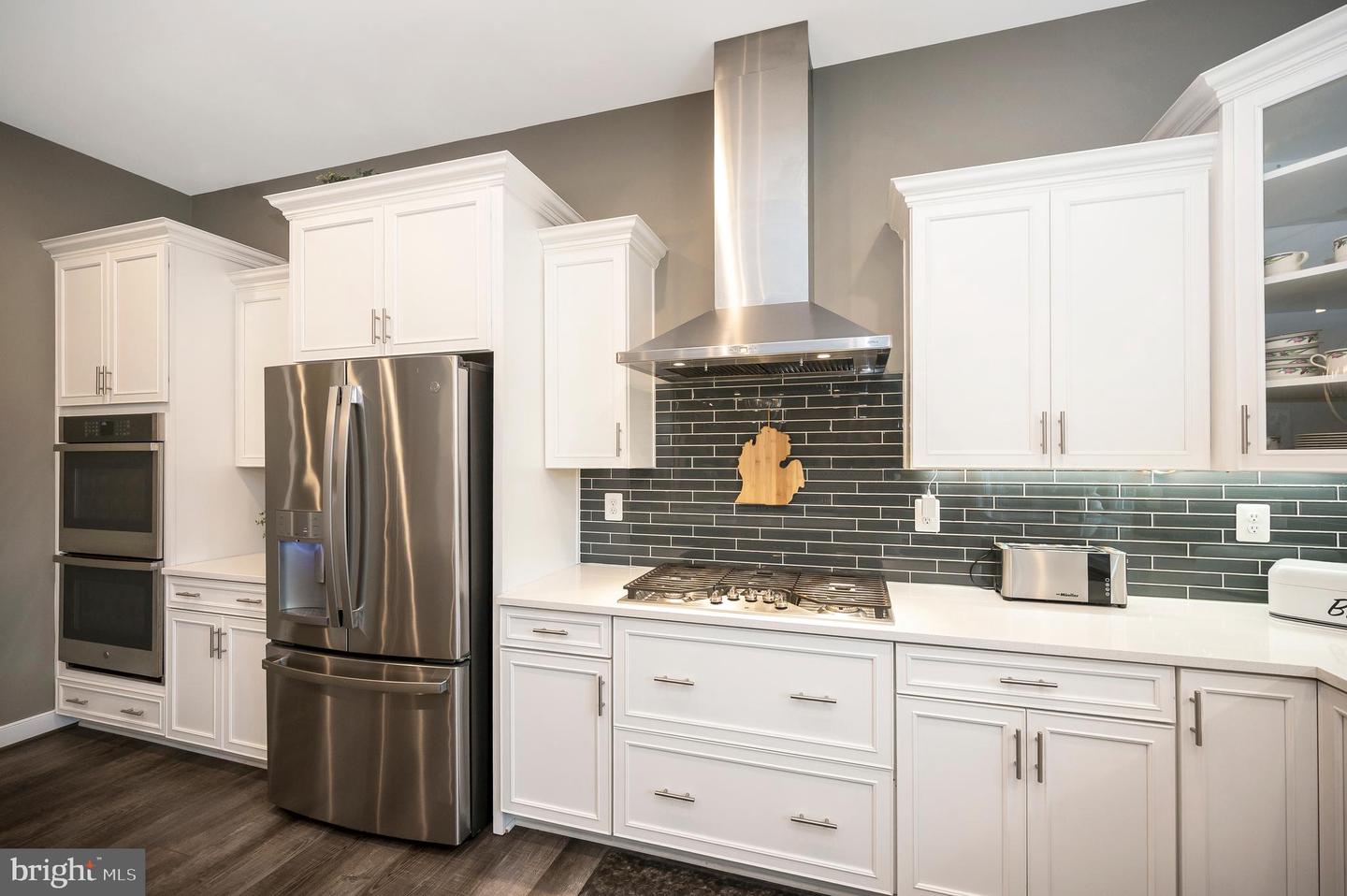 1020 FILA CT, FREDERICKSBURG, Virginia 22406, 5 Bedrooms Bedrooms, ,4 BathroomsBathrooms,Residential,For sale,1020 FILA CT,VAST2040472 MLS # VAST2040472