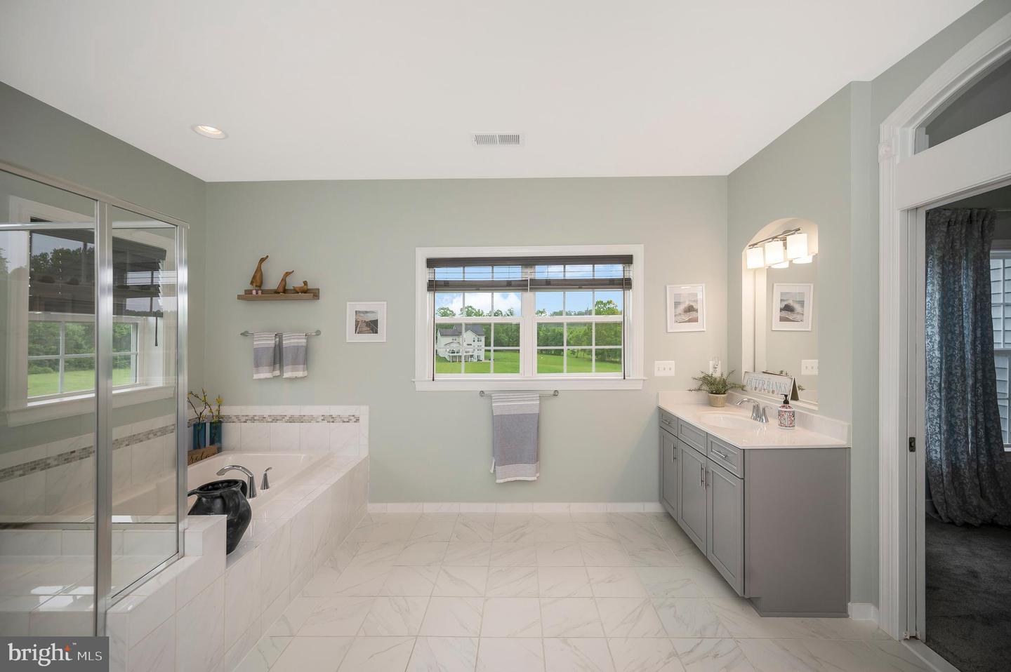 1020 FILA CT, FREDERICKSBURG, Virginia 22406, 5 Bedrooms Bedrooms, ,4 BathroomsBathrooms,Residential,For sale,1020 FILA CT,VAST2040472 MLS # VAST2040472