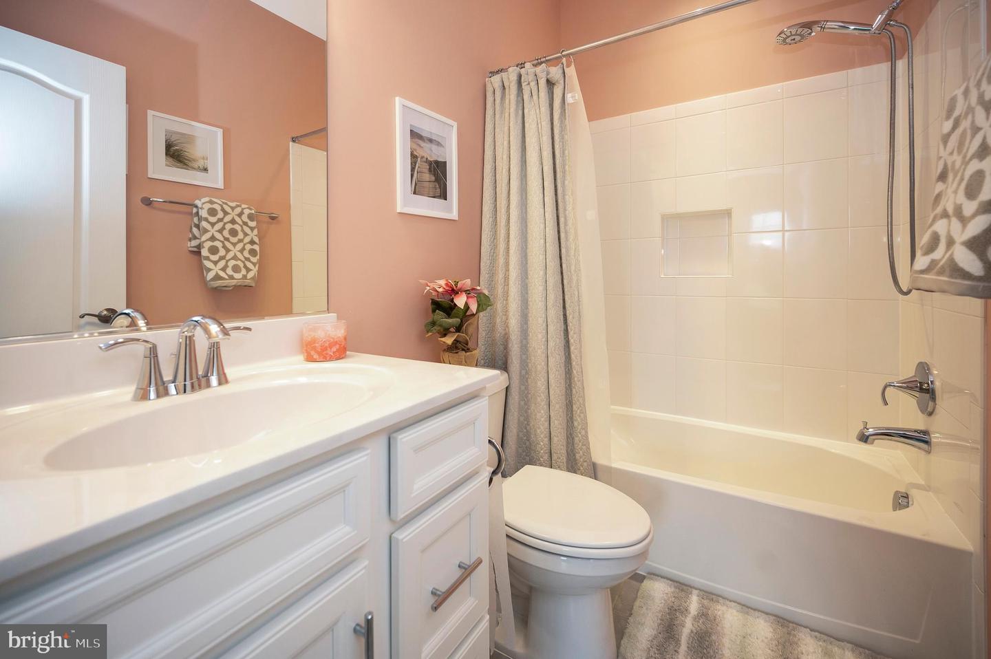 1020 FILA CT, FREDERICKSBURG, Virginia 22406, 5 Bedrooms Bedrooms, ,4 BathroomsBathrooms,Residential,For sale,1020 FILA CT,VAST2040472 MLS # VAST2040472