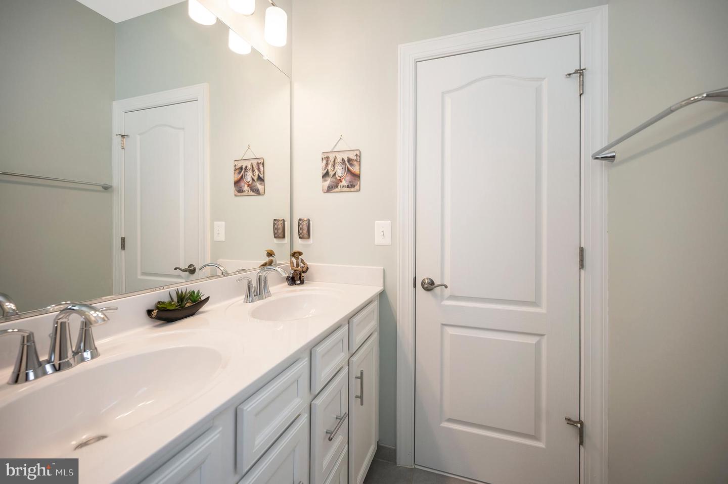 1020 FILA CT, FREDERICKSBURG, Virginia 22406, 5 Bedrooms Bedrooms, ,4 BathroomsBathrooms,Residential,For sale,1020 FILA CT,VAST2040472 MLS # VAST2040472