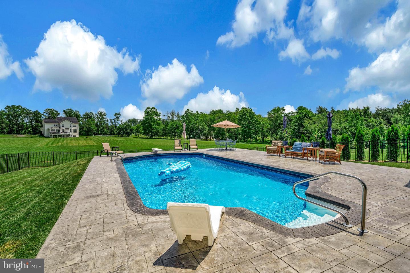 1020 FILA CT, FREDERICKSBURG, Virginia 22406, 5 Bedrooms Bedrooms, ,4 BathroomsBathrooms,Residential,For sale,1020 FILA CT,VAST2040472 MLS # VAST2040472