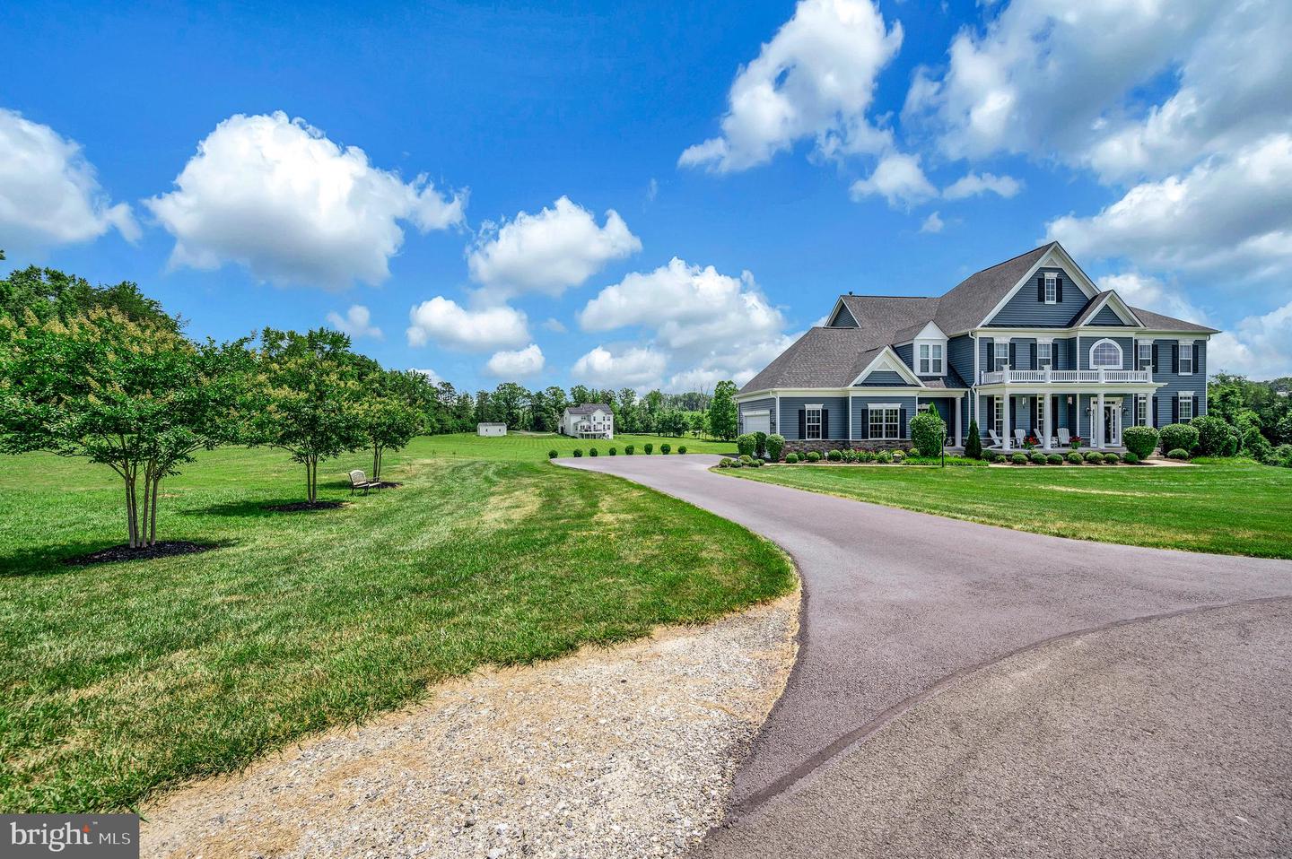 1020 FILA CT, FREDERICKSBURG, Virginia 22406, 5 Bedrooms Bedrooms, ,4 BathroomsBathrooms,Residential,For sale,1020 FILA CT,VAST2040472 MLS # VAST2040472