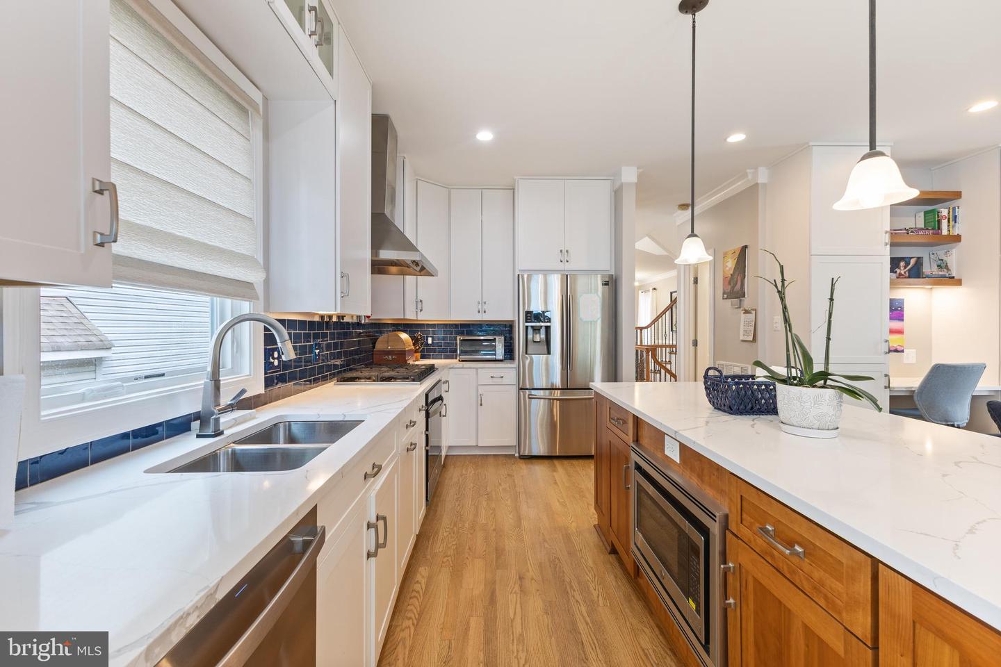 6909 WILLOW ST, FALLS CHURCH, Virginia 22046, 4 Bedrooms Bedrooms, ,4 BathroomsBathrooms,Residential,For sale,6909 WILLOW ST,VAFX2253338 MLS # VAFX2253338