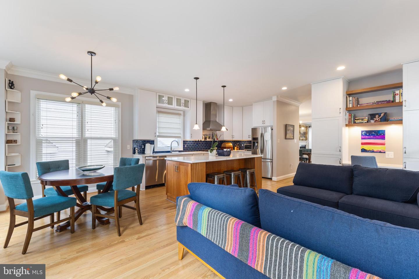6909 WILLOW ST, FALLS CHURCH, Virginia 22046, 4 Bedrooms Bedrooms, ,4 BathroomsBathrooms,Residential,For sale,6909 WILLOW ST,VAFX2253338 MLS # VAFX2253338