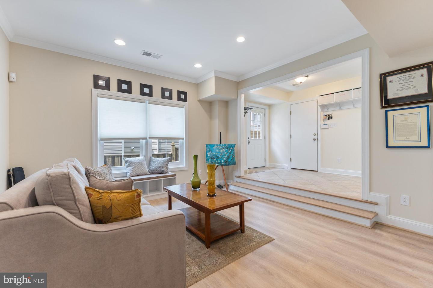 6909 WILLOW ST, FALLS CHURCH, Virginia 22046, 4 Bedrooms Bedrooms, ,4 BathroomsBathrooms,Residential,For sale,6909 WILLOW ST,VAFX2253338 MLS # VAFX2253338