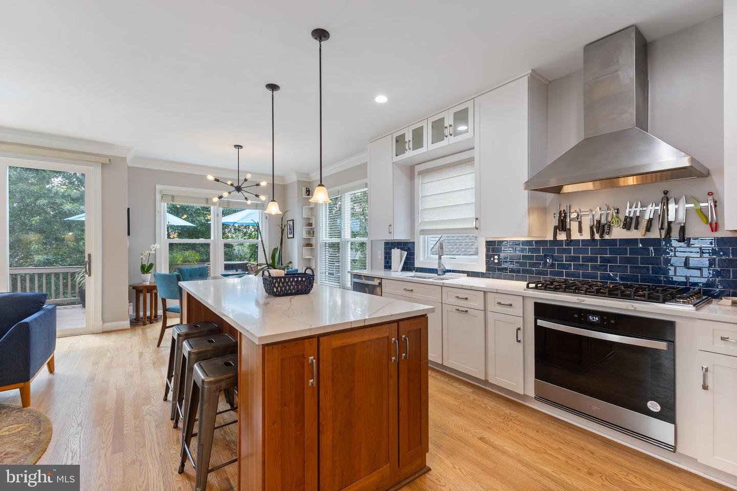 6909 WILLOW ST, FALLS CHURCH, Virginia 22046, 4 Bedrooms Bedrooms, ,4 BathroomsBathrooms,Residential,For sale,6909 WILLOW ST,VAFX2253338 MLS # VAFX2253338
