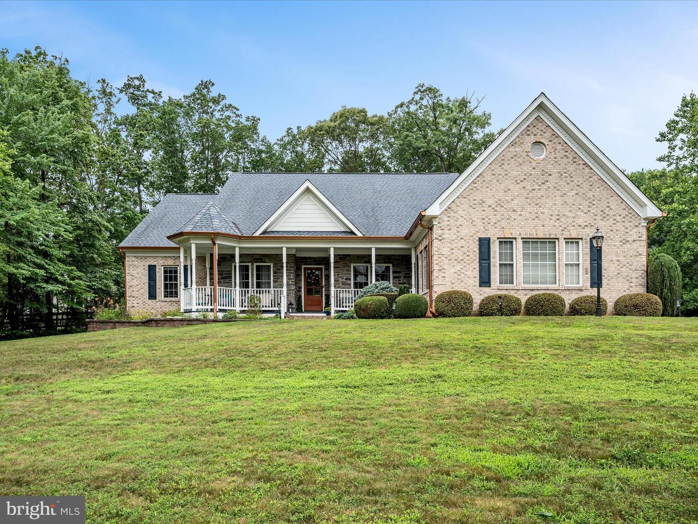 13448 CLASSIC OAKS CT, MANASSAS, Virginia 20112, 5 Bedrooms Bedrooms, ,3 BathroomsBathrooms,Residential,For sale,13448 CLASSIC OAKS CT,VAPW2098526 MLS # VAPW2098526