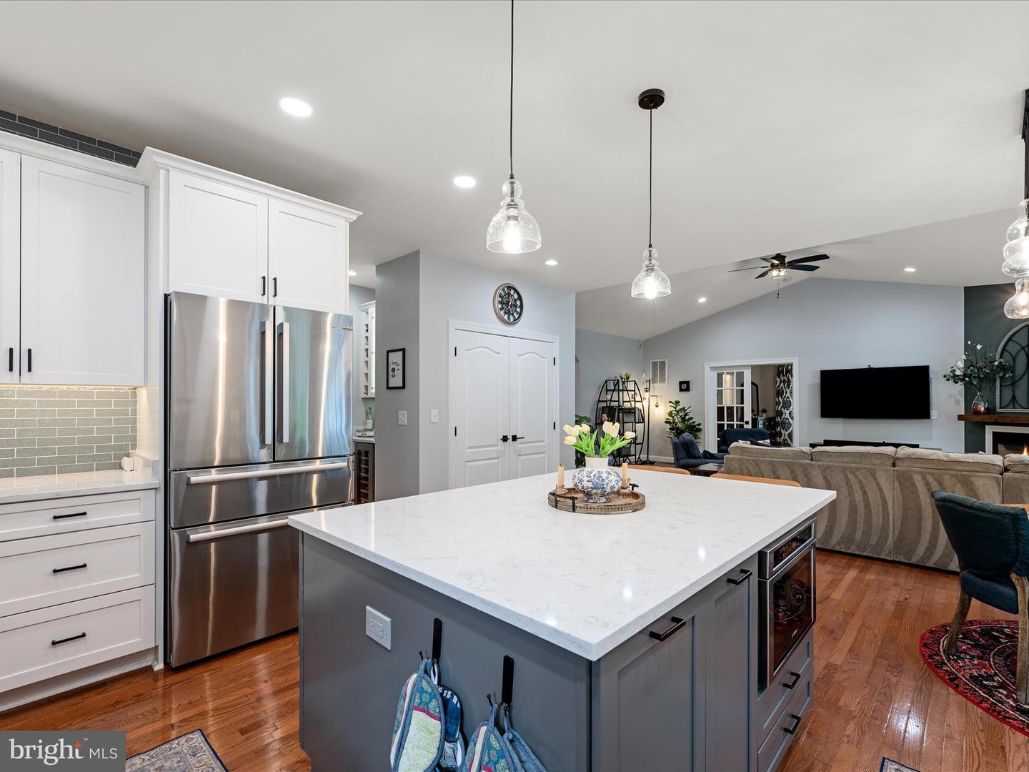 13448 CLASSIC OAKS CT, MANASSAS, Virginia 20112, 5 Bedrooms Bedrooms, ,3 BathroomsBathrooms,Residential,For sale,13448 CLASSIC OAKS CT,VAPW2098526 MLS # VAPW2098526