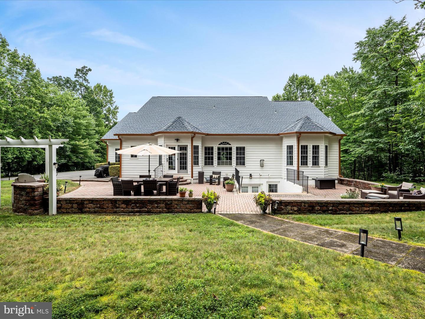 13448 CLASSIC OAKS CT, MANASSAS, Virginia 20112, 5 Bedrooms Bedrooms, ,3 BathroomsBathrooms,Residential,For sale,13448 CLASSIC OAKS CT,VAPW2098526 MLS # VAPW2098526