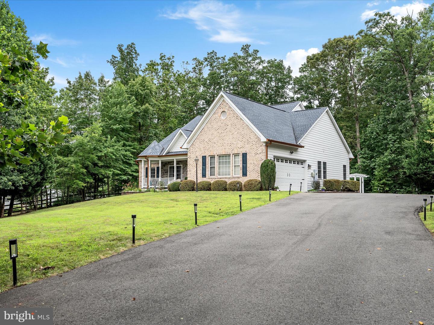 13448 CLASSIC OAKS CT, MANASSAS, Virginia 20112, 5 Bedrooms Bedrooms, ,3 BathroomsBathrooms,Residential,For sale,13448 CLASSIC OAKS CT,VAPW2098526 MLS # VAPW2098526