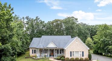 13448 CLASSIC OAKS CT, MANASSAS, Virginia 20112, 5 Bedrooms Bedrooms, ,3 BathroomsBathrooms,Residential,For sale,13448 CLASSIC OAKS CT,VAPW2098526 MLS # VAPW2098526