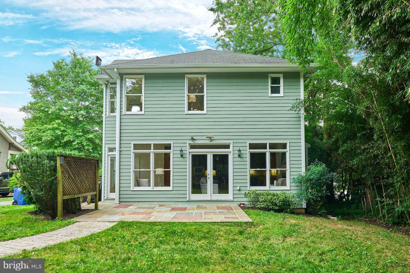 1220 N VERMONT ST, ARLINGTON, Virginia 22201, 5 Bedrooms Bedrooms, ,3 BathroomsBathrooms,Residential,For sale,1220 N VERMONT ST,VAAR2060200 MLS # VAAR2060200