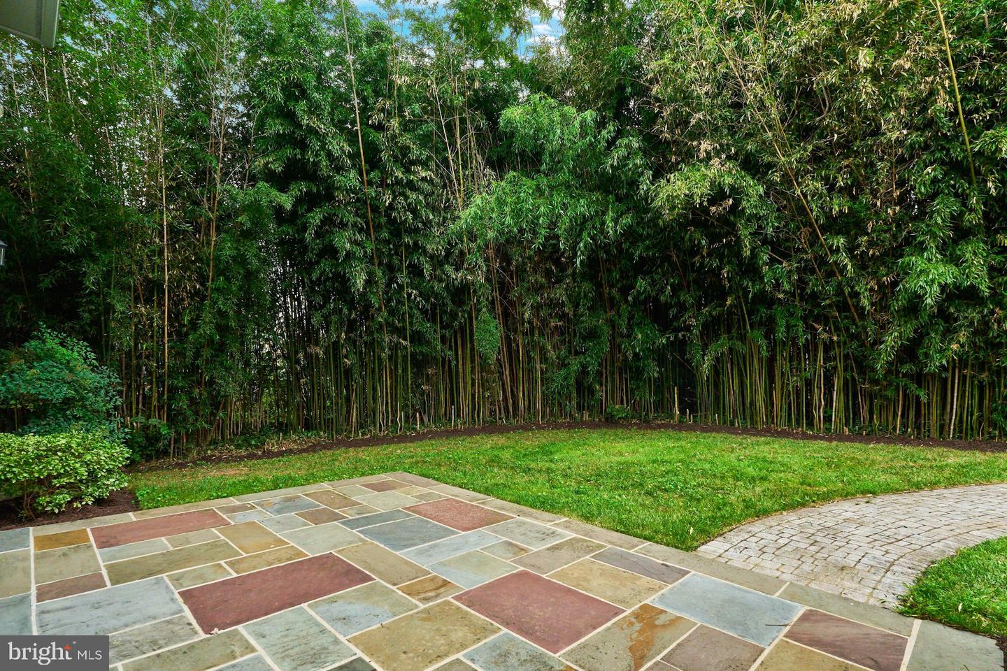 1220 N VERMONT ST, ARLINGTON, Virginia 22201, 5 Bedrooms Bedrooms, ,3 BathroomsBathrooms,Residential,For sale,1220 N VERMONT ST,VAAR2060200 MLS # VAAR2060200