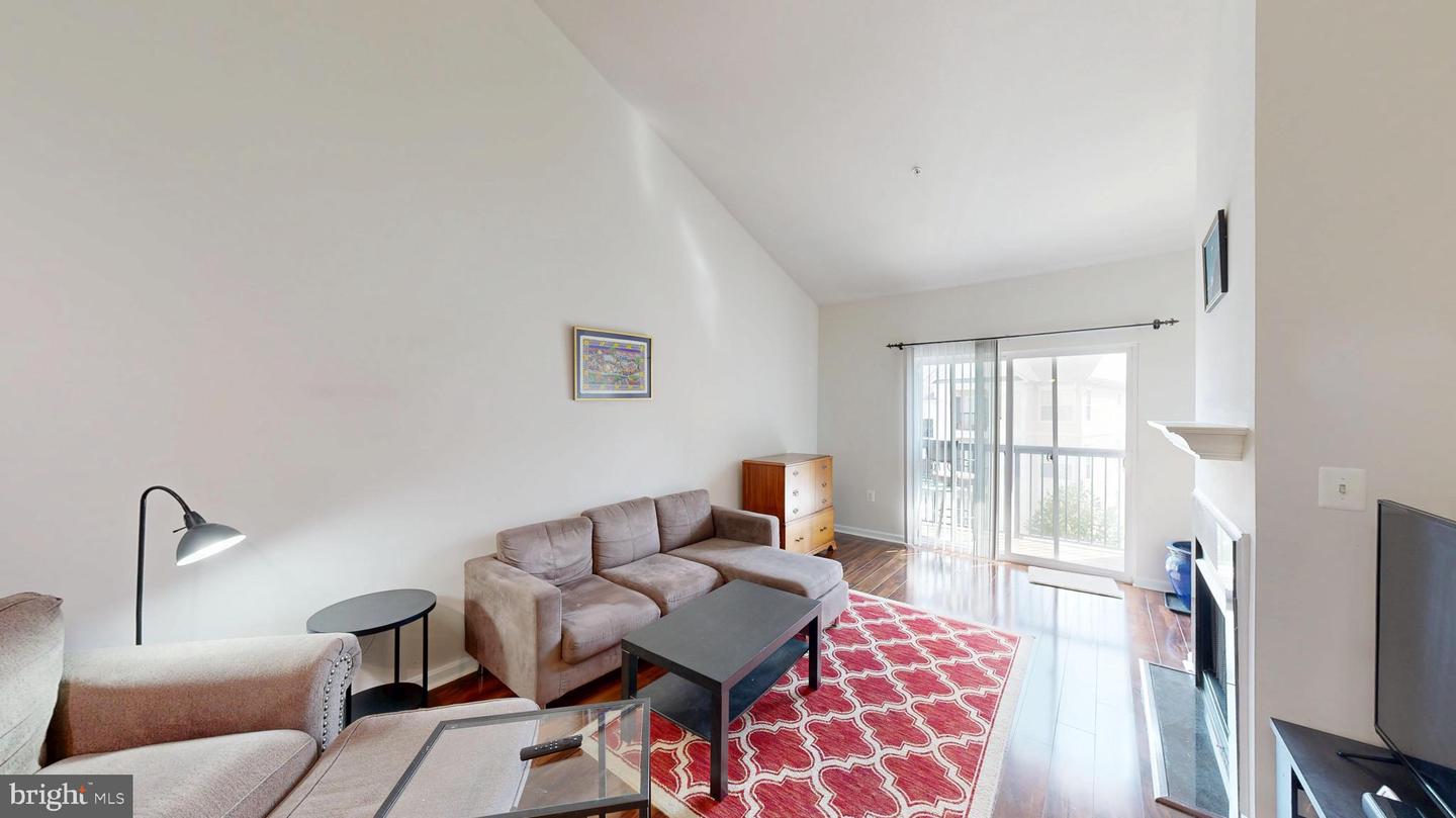 11350 ARISTOTLE DR #7-403, FAIRFAX, Virginia 22030, 1 Bedroom Bedrooms, 4 Rooms Rooms,1 BathroomBathrooms,Residential,For sale,11350 ARISTOTLE DR #7-403,VAFX2253566 MLS # VAFX2253566