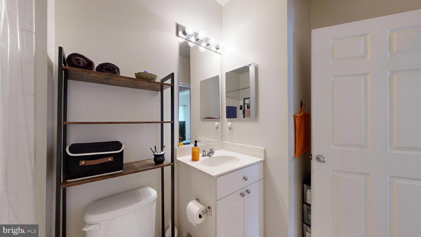 11350 ARISTOTLE DR #7-403, FAIRFAX, Virginia 22030, 1 Bedroom Bedrooms, 4 Rooms Rooms,1 BathroomBathrooms,Residential,For sale,11350 ARISTOTLE DR #7-403,VAFX2253566 MLS # VAFX2253566