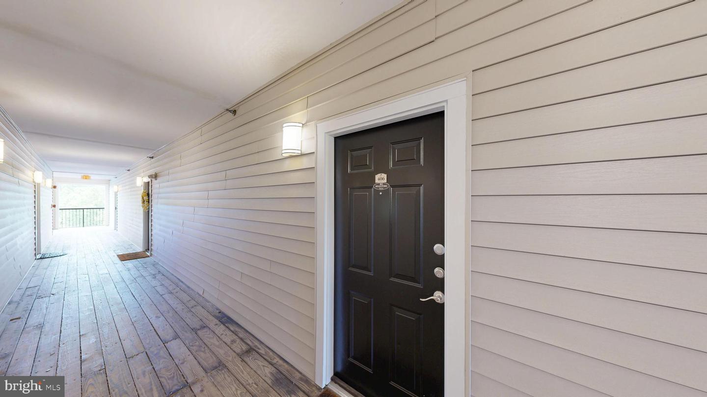 11350 ARISTOTLE DR #7-403, FAIRFAX, Virginia 22030, 1 Bedroom Bedrooms, 4 Rooms Rooms,1 BathroomBathrooms,Residential,For sale,11350 ARISTOTLE DR #7-403,VAFX2253566 MLS # VAFX2253566