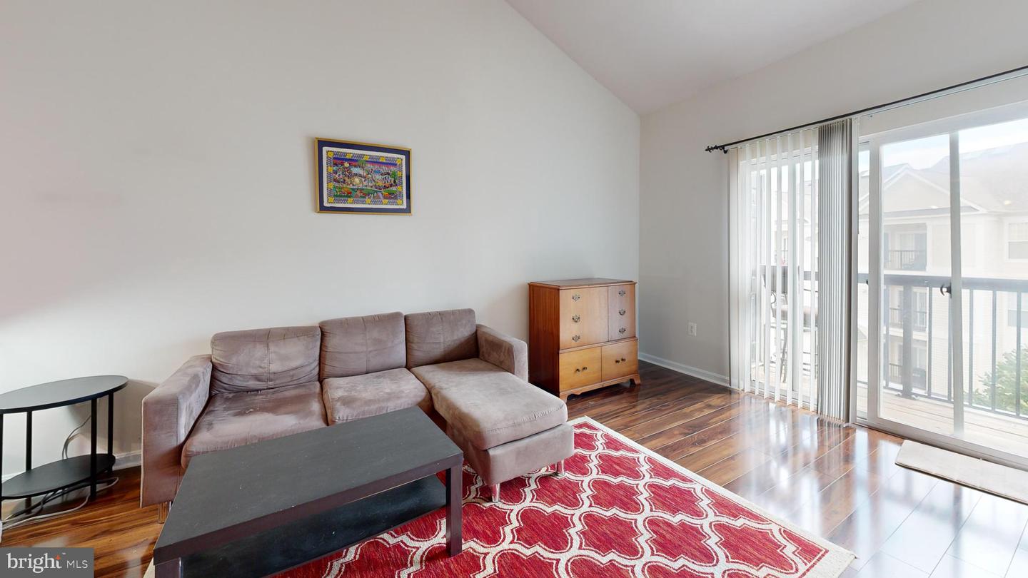 11350 ARISTOTLE DR #7-403, FAIRFAX, Virginia 22030, 1 Bedroom Bedrooms, 4 Rooms Rooms,1 BathroomBathrooms,Residential,For sale,11350 ARISTOTLE DR #7-403,VAFX2253566 MLS # VAFX2253566