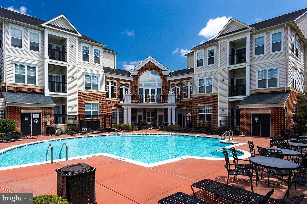 11350 ARISTOTLE DR #7-403, FAIRFAX, Virginia 22030, 1 Bedroom Bedrooms, 4 Rooms Rooms,1 BathroomBathrooms,Residential,For sale,11350 ARISTOTLE DR #7-403,VAFX2253566 MLS # VAFX2253566