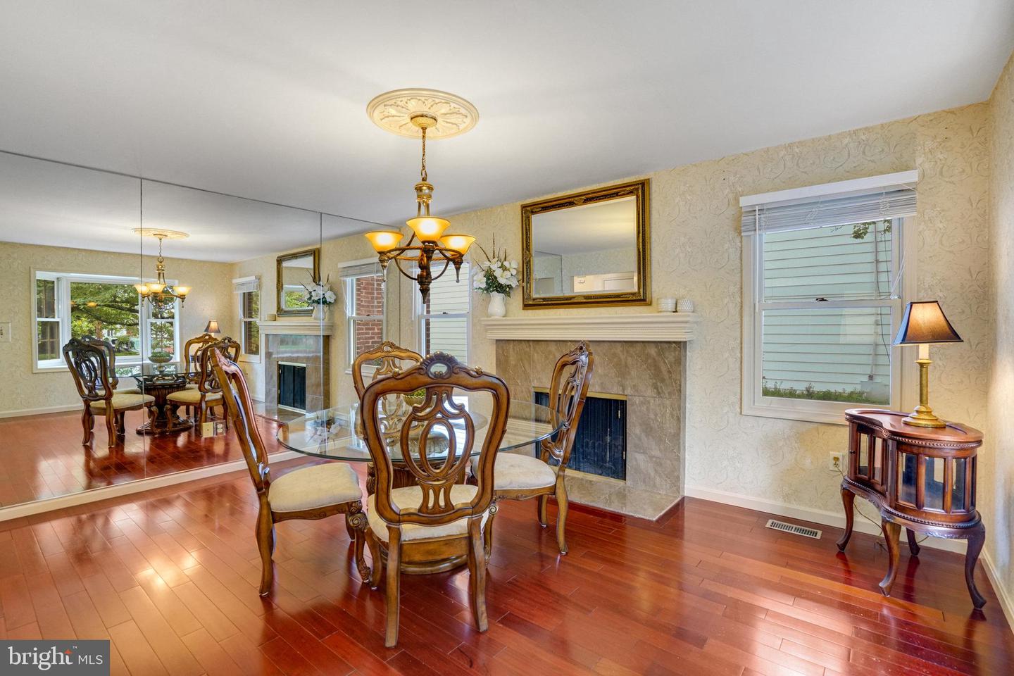 5720 5TH ST S, ARLINGTON, Virginia 22204, 5 Bedrooms Bedrooms, ,4 BathroomsBathrooms,Residential,For sale,5720 5TH ST S,VAAR2060248 MLS # VAAR2060248