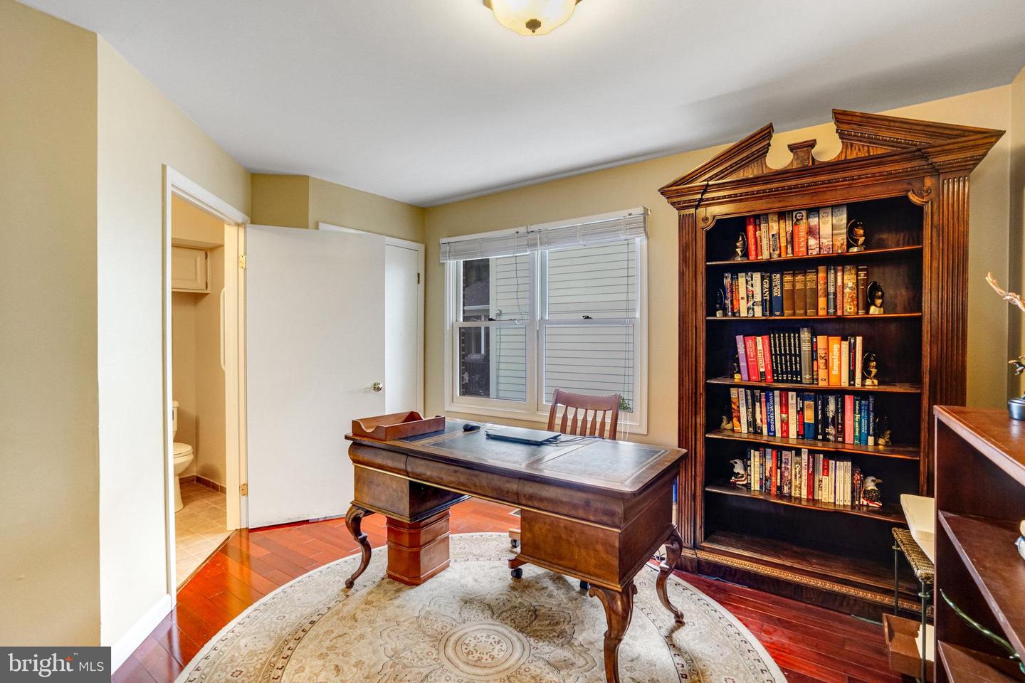 5720 5TH ST S, ARLINGTON, Virginia 22204, 5 Bedrooms Bedrooms, ,4 BathroomsBathrooms,Residential,For sale,5720 5TH ST S,VAAR2060248 MLS # VAAR2060248
