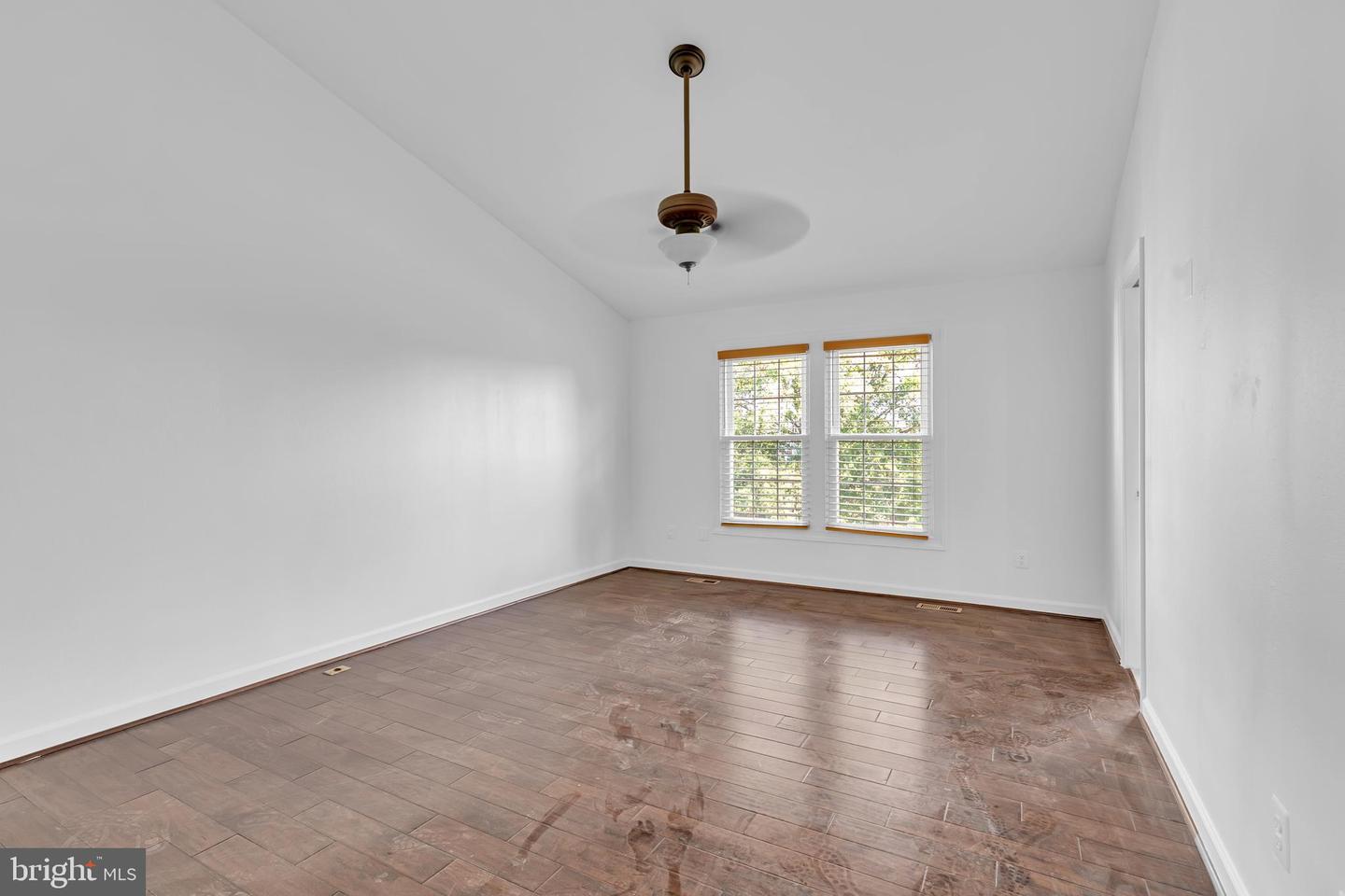 43535 POSTRAIL SQ, ASHBURN, Virginia 20147, 3 Bedrooms Bedrooms, ,3 BathroomsBathrooms,Residential,For sale,43535 POSTRAIL SQ,VALO2101286 MLS # VALO2101286