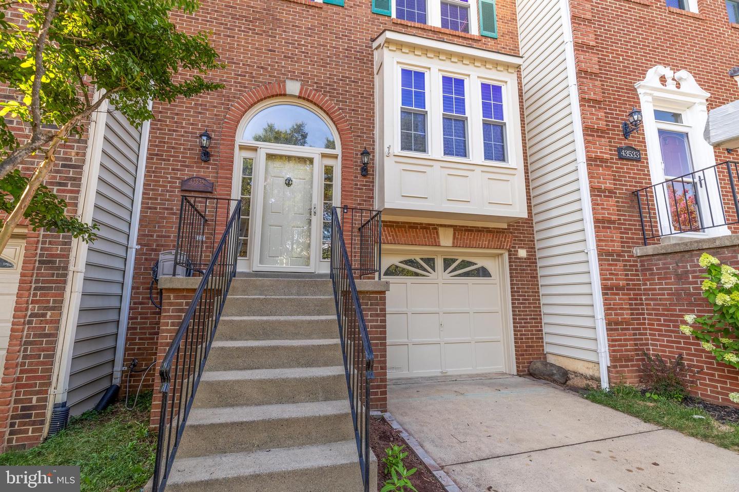 43535 POSTRAIL SQ, ASHBURN, Virginia 20147, 3 Bedrooms Bedrooms, ,3 BathroomsBathrooms,Residential,For sale,43535 POSTRAIL SQ,VALO2101286 MLS # VALO2101286