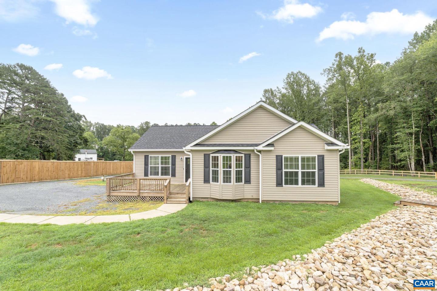 2276 SHILOH CHURCH RD, PALMYRA, Virginia 22963, 3 Bedrooms Bedrooms, ,2 BathroomsBathrooms,Residential,For sale,2276 SHILOH CHURCH RD,666435 MLS # 666435