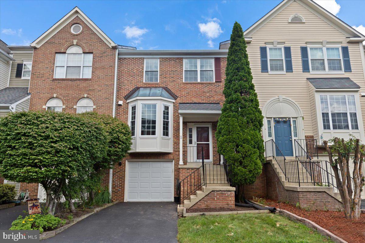 6836 KERRYWOOD CIR, CENTREVILLE, Virginia 20121, 3 Bedrooms Bedrooms, ,2 BathroomsBathrooms,Residential,For sale,6836 KERRYWOOD CIR,VAFX2253662 MLS # VAFX2253662