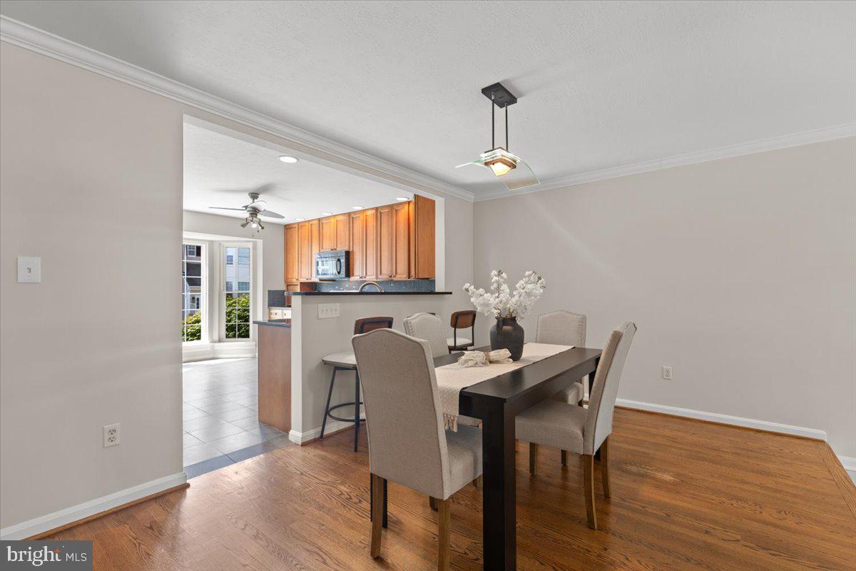 6836 KERRYWOOD CIR, CENTREVILLE, Virginia 20121, 3 Bedrooms Bedrooms, ,2 BathroomsBathrooms,Residential,For sale,6836 KERRYWOOD CIR,VAFX2253662 MLS # VAFX2253662