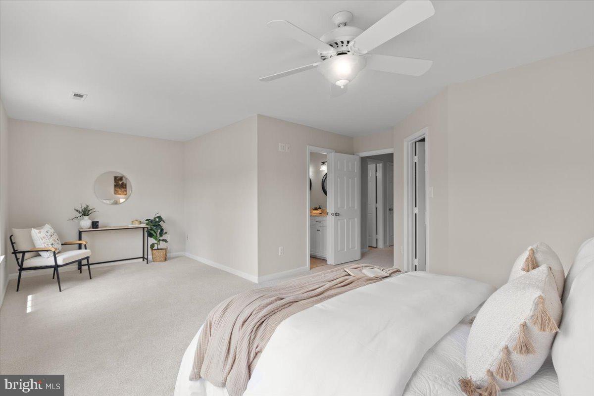 6836 KERRYWOOD CIR, CENTREVILLE, Virginia 20121, 3 Bedrooms Bedrooms, ,2 BathroomsBathrooms,Residential,For sale,6836 KERRYWOOD CIR,VAFX2253662 MLS # VAFX2253662