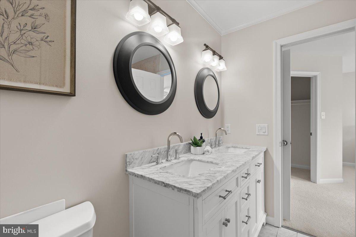 6836 KERRYWOOD CIR, CENTREVILLE, Virginia 20121, 3 Bedrooms Bedrooms, ,2 BathroomsBathrooms,Residential,For sale,6836 KERRYWOOD CIR,VAFX2253662 MLS # VAFX2253662