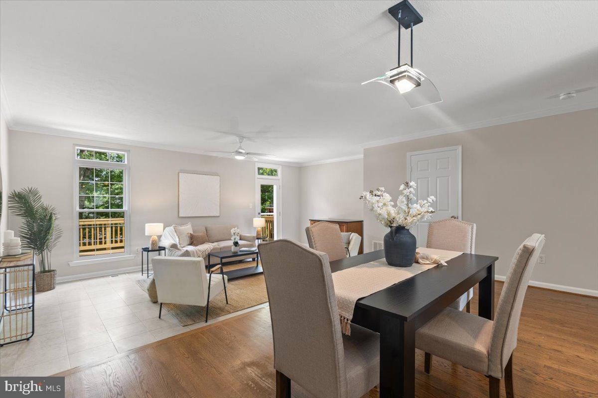 6836 KERRYWOOD CIR, CENTREVILLE, Virginia 20121, 3 Bedrooms Bedrooms, ,2 BathroomsBathrooms,Residential,For sale,6836 KERRYWOOD CIR,VAFX2253662 MLS # VAFX2253662