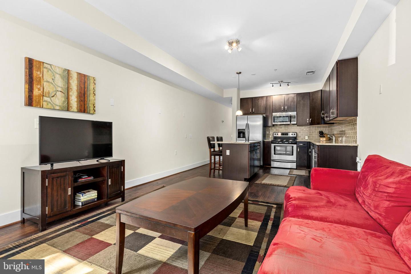 245 15TH ST SE #105, WASHINGTON, District Of Columbia 20003, 1 Bedroom Bedrooms, ,1 BathroomBathrooms,Residential,For sale,245 15TH ST SE #105,DCDC2209192 MLS # DCDC2209192