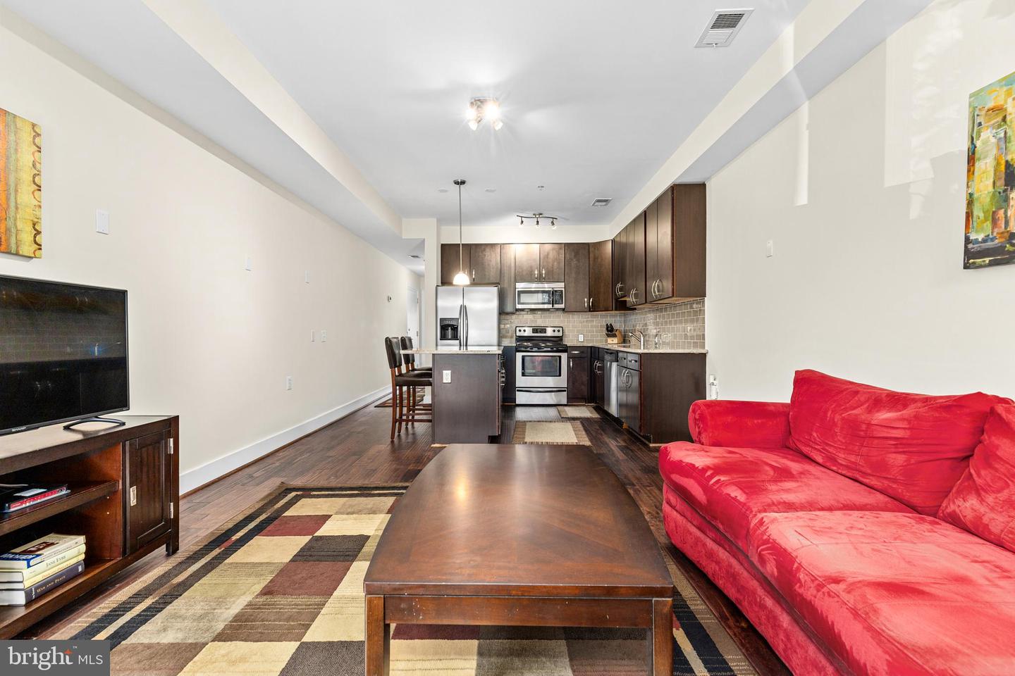 245 15TH ST SE #105, WASHINGTON, District Of Columbia 20003, 1 Bedroom Bedrooms, ,1 BathroomBathrooms,Residential,For sale,245 15TH ST SE #105,DCDC2209192 MLS # DCDC2209192
