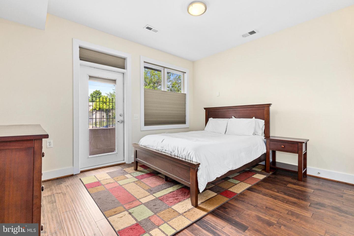 245 15TH ST SE #105, WASHINGTON, District Of Columbia 20003, 1 Bedroom Bedrooms, ,1 BathroomBathrooms,Residential,For sale,245 15TH ST SE #105,DCDC2209192 MLS # DCDC2209192