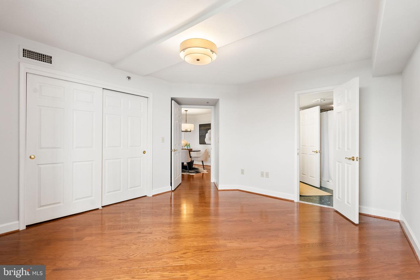 1276 N WAYNE ST #830, ARLINGTON, Virginia 22201, 2 Bedrooms Bedrooms, ,2 BathroomsBathrooms,Residential,For sale,1276 N WAYNE ST #830,VAAR2060300 MLS # VAAR2060300