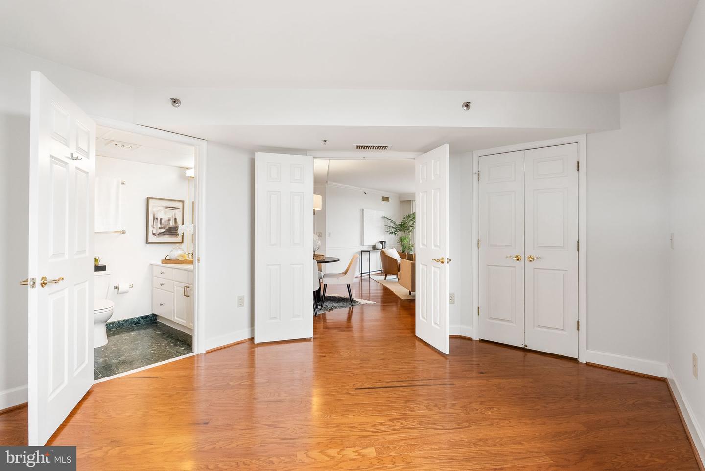1276 N WAYNE ST #830, ARLINGTON, Virginia 22201, 2 Bedrooms Bedrooms, ,2 BathroomsBathrooms,Residential,For sale,1276 N WAYNE ST #830,VAAR2060300 MLS # VAAR2060300