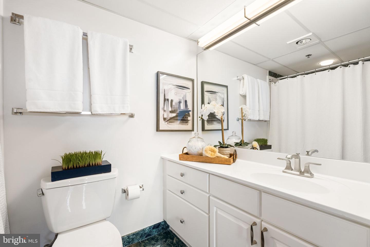 1276 N WAYNE ST #830, ARLINGTON, Virginia 22201, 2 Bedrooms Bedrooms, ,2 BathroomsBathrooms,Residential,For sale,1276 N WAYNE ST #830,VAAR2060300 MLS # VAAR2060300