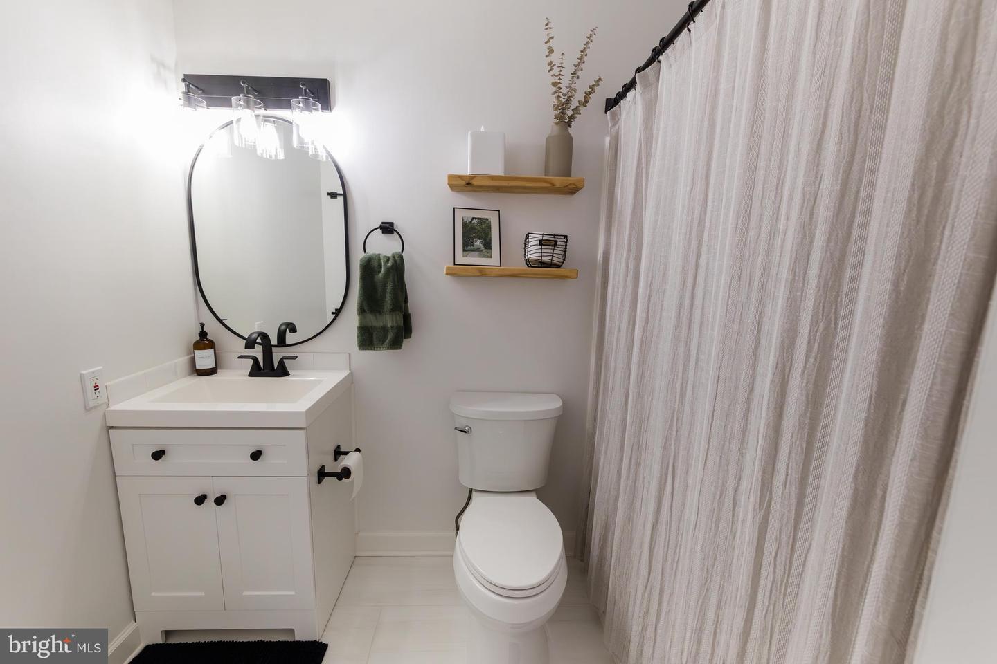 1024 N UTAH ST #116, ARLINGTON, Virginia 22201, 2 Bedrooms Bedrooms, ,2 BathroomsBathrooms,Residential,For sale,1024 N UTAH ST #116,VAAR2060314 MLS # VAAR2060314