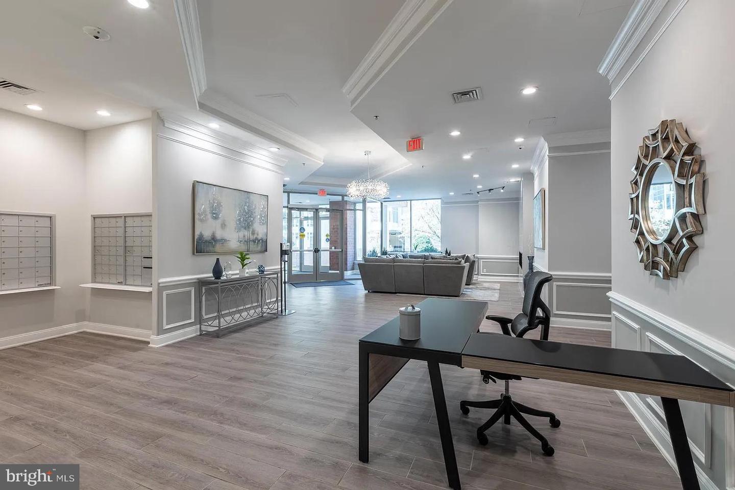 1024 N UTAH ST #116, ARLINGTON, Virginia 22201, 2 Bedrooms Bedrooms, ,2 BathroomsBathrooms,Residential,For sale,1024 N UTAH ST #116,VAAR2060314 MLS # VAAR2060314