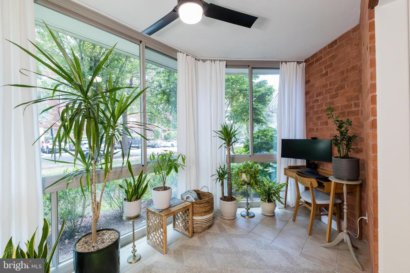 1024 N UTAH ST #116, ARLINGTON, Virginia 22201, 2 Bedrooms Bedrooms, ,2 BathroomsBathrooms,Residential,For sale,1024 N UTAH ST #116,VAAR2060314 MLS # VAAR2060314