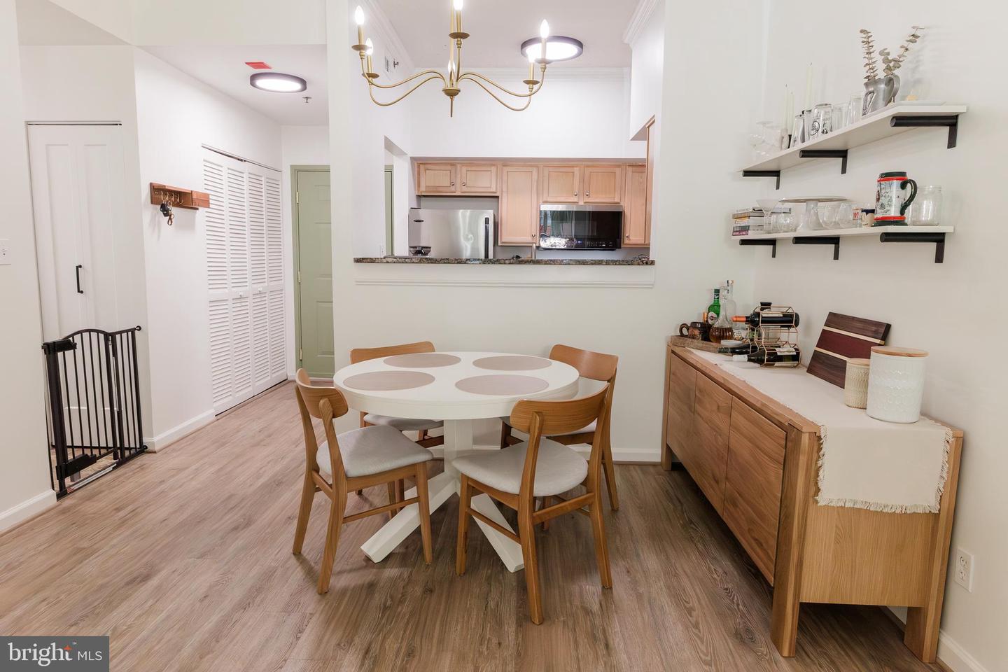 1024 N UTAH ST #116, ARLINGTON, Virginia 22201, 2 Bedrooms Bedrooms, ,2 BathroomsBathrooms,Residential,For sale,1024 N UTAH ST #116,VAAR2060314 MLS # VAAR2060314
